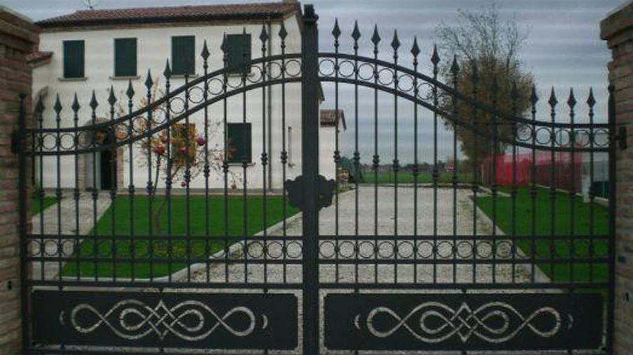 Fabbro Riparazioni e Lavori in Ferro a Settimo